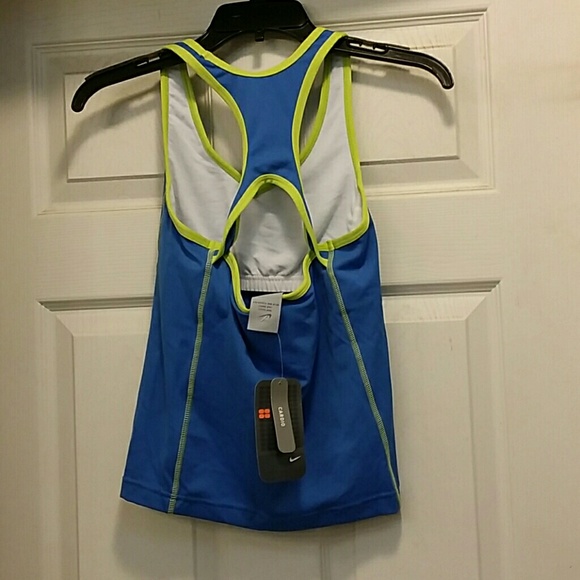 Nike running tank - Picture 3 of 3